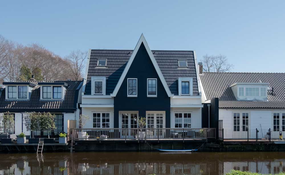 Noordereinde 2 onder 1 kap woning