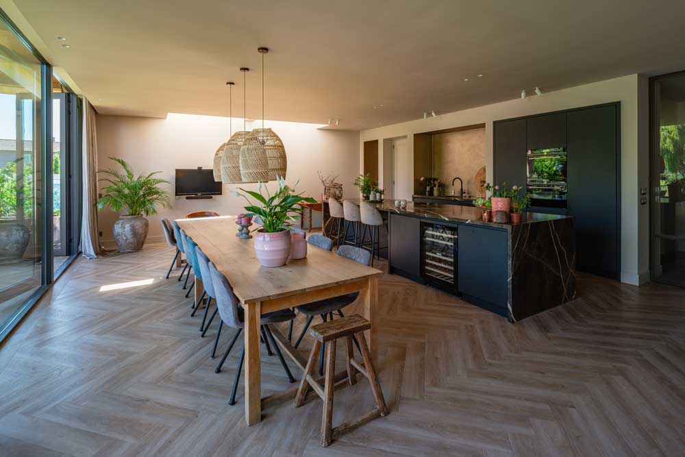 Houten villa met glas Loosdrecht