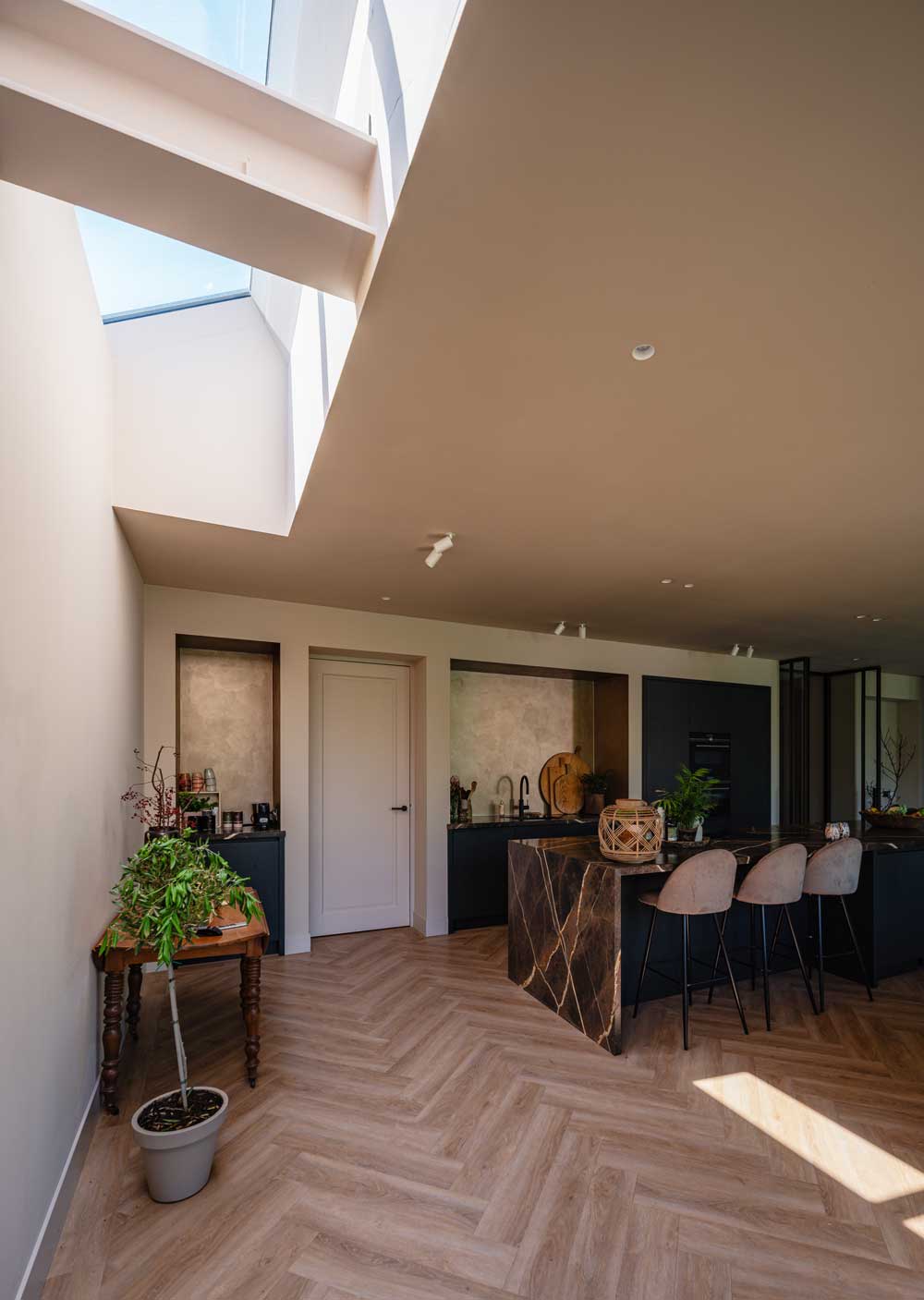 Houten villa met glas Loosdrecht