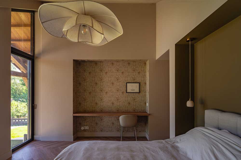 Houten villa met glas Loosdrecht